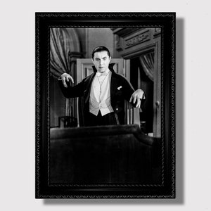 Vintage Dracula Portrait – Bela Lugosi Horror Icon, Gothic Vampire Wall Art, Old Hollywood Movie Print, Classic Black & White Film Poster