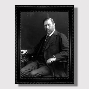 Bram Stoker Vintage Portrait Photo Print – Gothic Author Wall Art, Victorian Dark Academia Home Decoration, Dracula Literature Gift