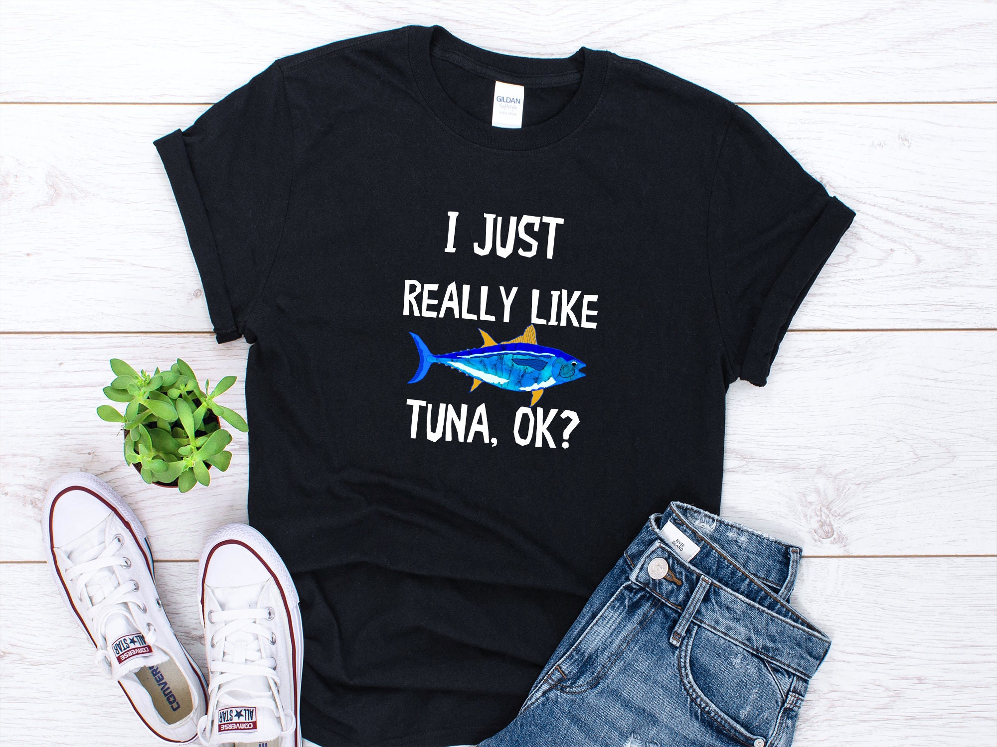 Big Tuna Shirt For Fish Lovers Funny Sayings T-shirt