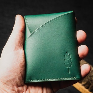 Green Personalized Leather card holder wallet, Minimalist Slim Wallet, Best EDC Handmade Wallet