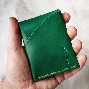 Gepersonaliseerd leercadeau, lederen kaarthouder, minimalistische EDC handgemaakte portemonnee