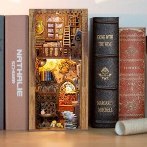 Book Nook Kit With LED Light, Miniature Bookcase, DIY Handmade Bookend ...