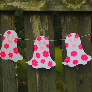 Floral Sheet Ghost Halloween Banner