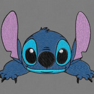 Può includere: Un personaggio dei cartoni animati blu con grandi orecchie rosa, grandi occhi neri e un ampio sorriso. Il personaggio sta guardando da sopra una superficie con le braccia distese.