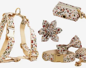 Conjunto personalizado de arnés, collar y correa para perro con diseño floral blanco