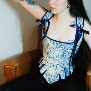 Toile du Jouy Cottagecore Corset / Stays - Historically Inspired Fashion