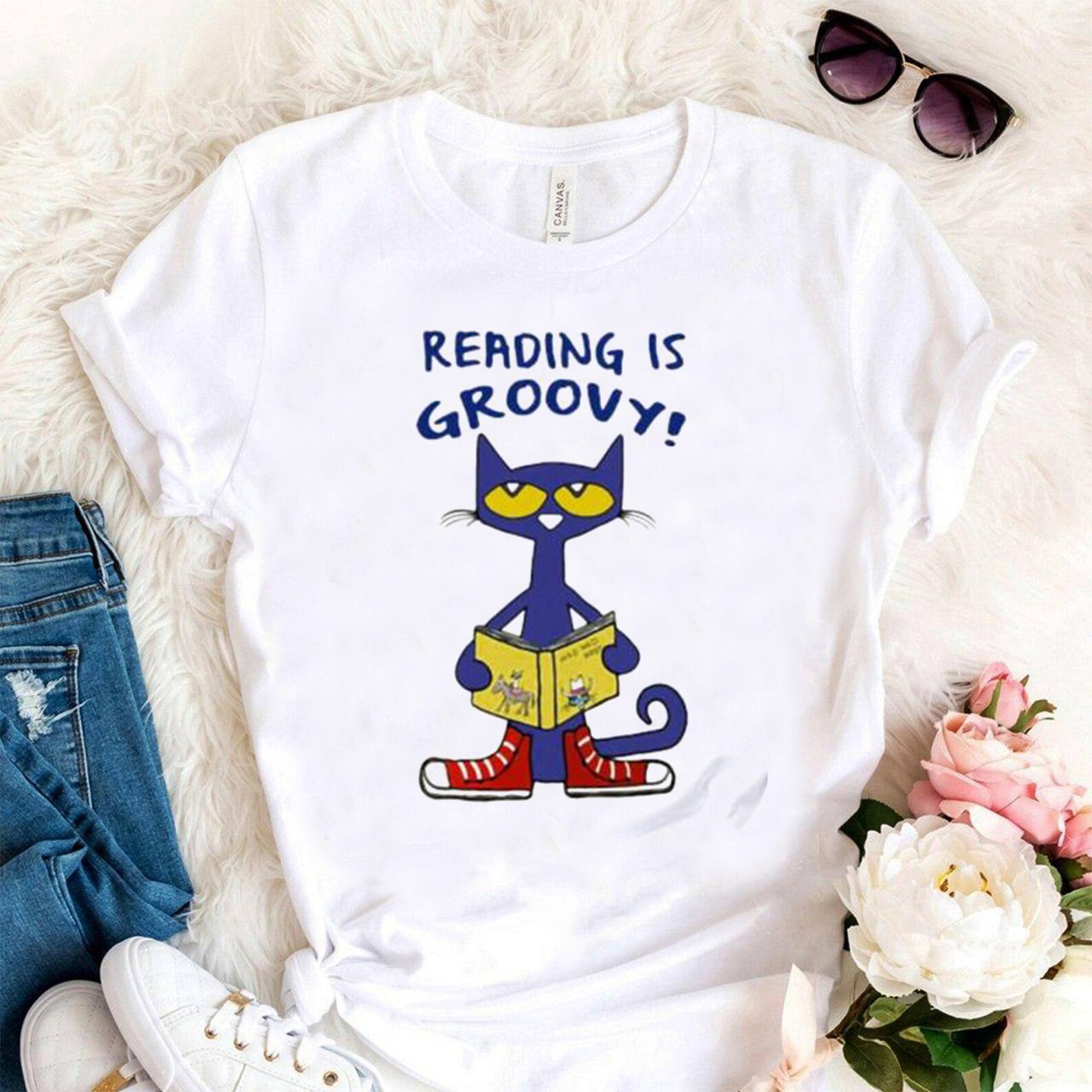 Pete The Cat Colorful Pete The Cat Reading Is Groovy shirt Etsy