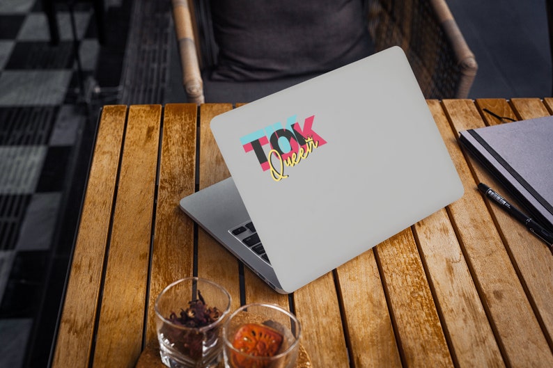Free Free Tiktok Queen Svg 586 SVG PNG EPS DXF File