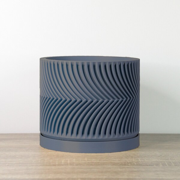 The Parisian Planter in Navy Blue