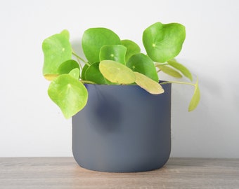 The Simple Planter in Navy Blue