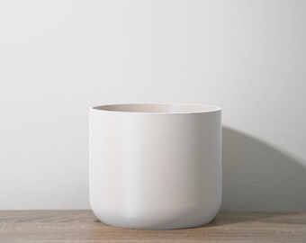 Minimalist Planter with Drainage & Saucer in White, Unique and Modern 3D-Printed Plant Pot, Sizes: 4" 5" 6" 7" 8" | Gift for Anyone