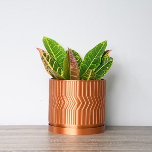 Sedona Planter with Drainage & Saucer in Copper, Unique 3D-Printed Plant Pot, Small to Large Sizes: 4" 5" 6" 7" 8"