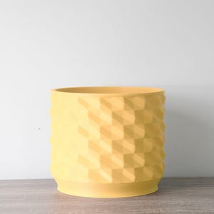 Macetero geométrico con drenaje y platillo en amarillo, maceta única impresa en 3D, tamaños pequeños a grandes: 4", 5", 6", 7" y 8"
