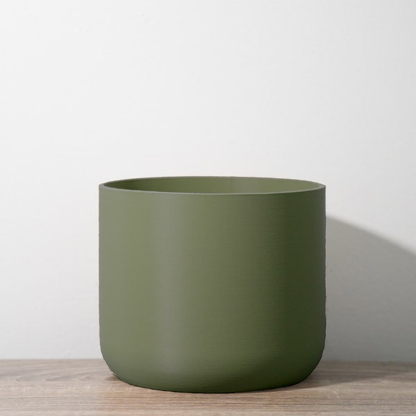 The Simple Planter in Matte Army Green