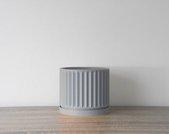 Macetero clásico con drenaje y platillo en color gris, macetero exclusivo impreso en 3D, tamaños pequeños y grandes: 4", 5", 6", 7" y 8"