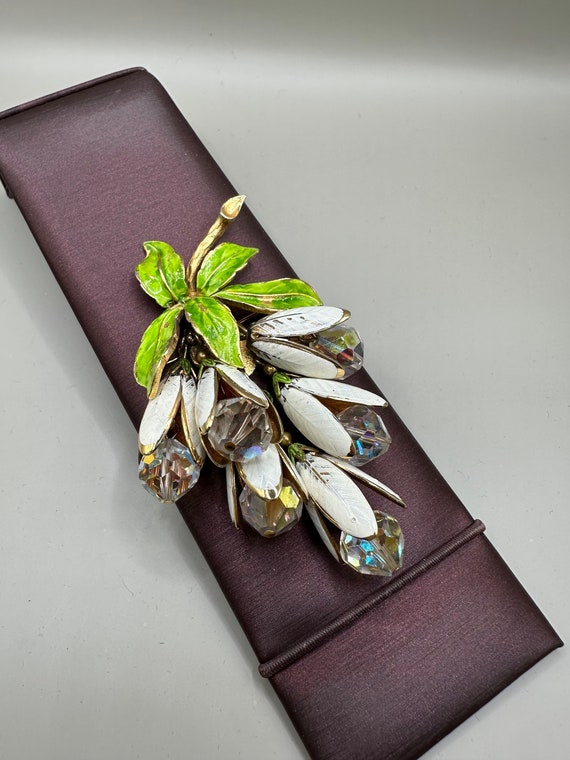 Vintage, Mid Century, Floral Petal Brooch