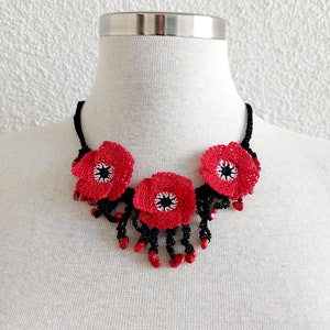 Poppy Necklace, Crochet Oya Necklace, Crochet Bib Necklace, Crochet Necklace, Flower Necklace image 1