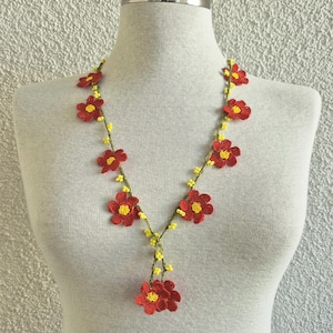 Crochet Oya Lace White Daisy Necklace with White Stones, Flower Necklace, Gift for Women
