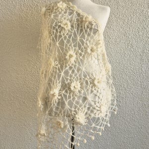 Triangle Crochet Flower Shawl, Wedding Wrap, Lace Wrap, Hand Crocheted, Cream Shawl, Evening Wrap,Cream Scarf, Mothers Day Gift,Gift for Her