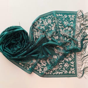 Green Tulle Scarf, Wedding Shawl, Lace Scarf, Cowl, Bridesmaid gift Bridal Scarf, Lace Mantilla,Church Lace Chapel Veil Mantilla