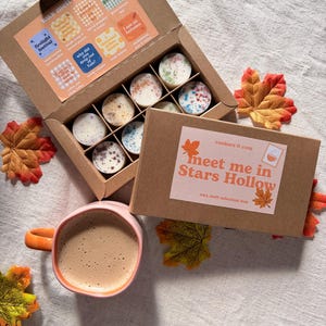 Gilmore Inspired Wax Melt Gift Box ~ 8 Scent Selection Box ~ 8 x 20g rapeseed/coconut wax melts