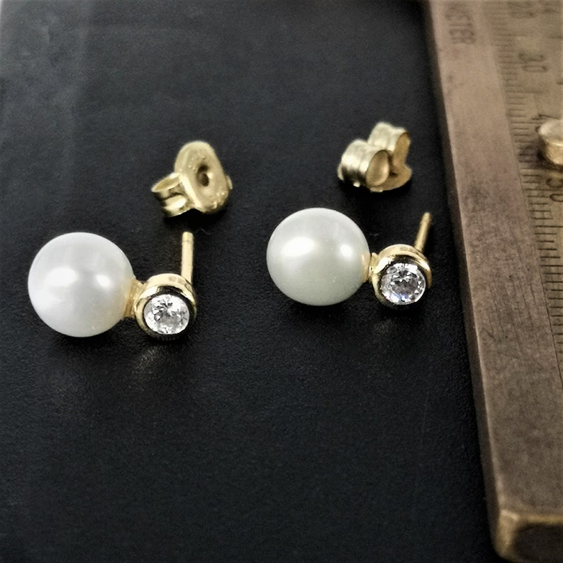 Gift for Her Birthday Earrings Wedding Earrings Dangle Earrings with Freshwater Pearl Freshwater Pearl and Cubic Zirconia Drop Earrings