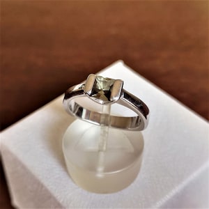 Green Cubic Zirconia Solitaire Sterling Silver Ring