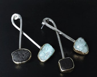 Handgjorda örhängen i sterlingsilver med akvamarin och svart lavasten