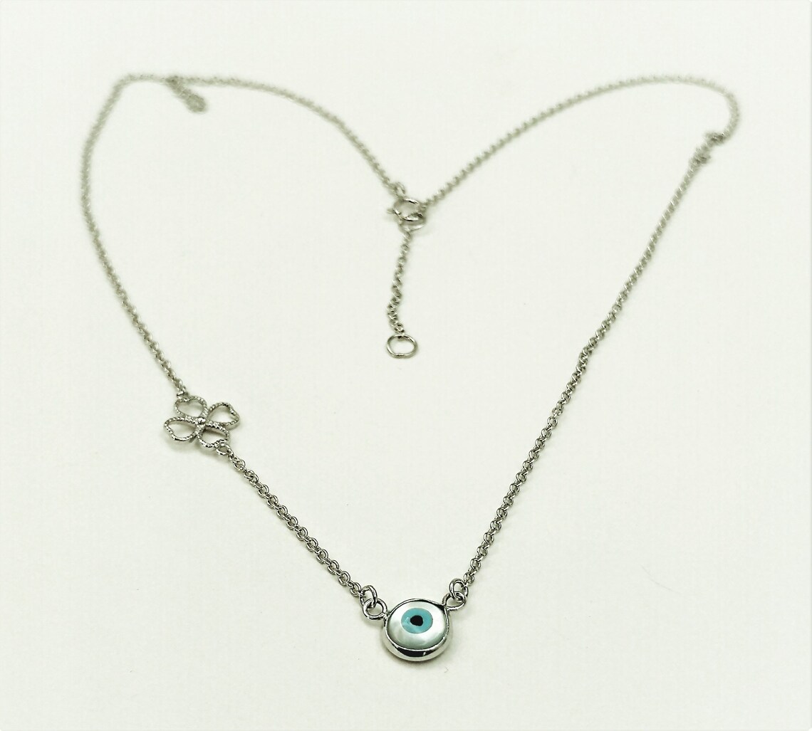Evil eye round pendant Outlet