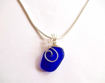 Sea Glass Pendant Necklace: Silver Wire Wrapped handmade jewellery