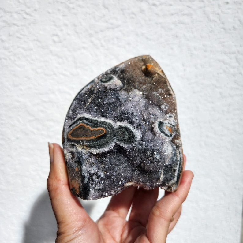 Amethyst Free Form with customized wooden base. this sparkly and unique crystal specimen has stalactite within the gray amethyst minerals. Perfect gift to all crystal collectors. Beautiful crystal home decoration displays.