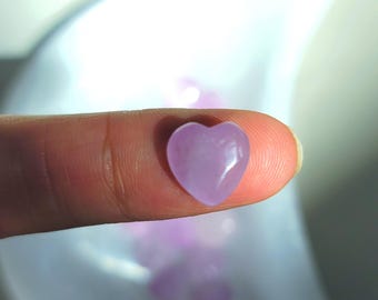 Mini intagli a forma di cuore in kunzite - cuore in kunzite color lavanda - regalo in kunzite viola - amore incondizionato - pietra delle emozioni, decorazione per la casa
