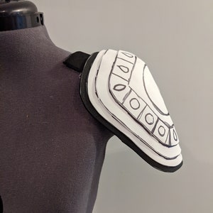 Rhaenys Shoulder Armor Pattern