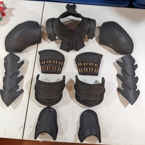 Basic shoulder armor patterns