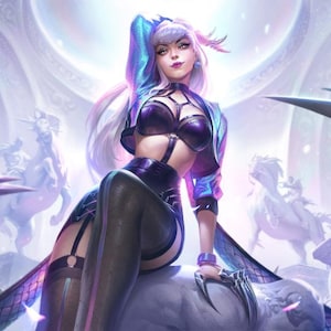 K/DA All Out Evelynn cosplay patterns and build guide