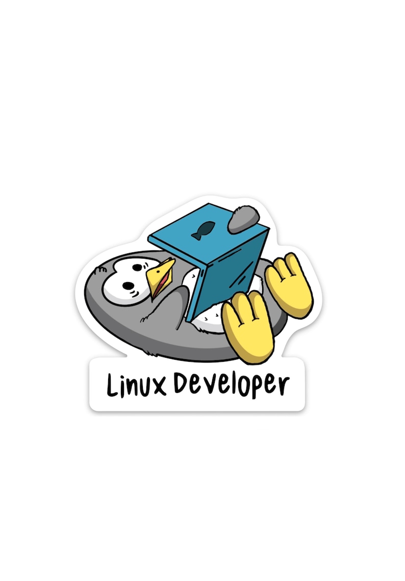 Peut inclure: Un pingouin de dessin anim&eacute; portant un bonnet jaune et tenant un ordinateur portable bleu avec une ic&ocirc;ne de poisson. Le texte "Linux Developer" est sous le pingouin.
