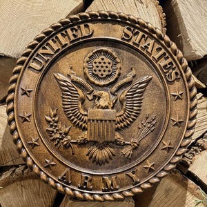 Placa de madera de 30 cm con el emblema del Ejército de EE. UU. — Regalo de jubilación, con licencia oficial n.° 25019