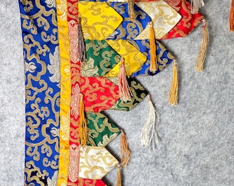 VTG Tibetan Buddhist Brocade Wall Curtain Banner Tashi Tha-Ring Altar Valance