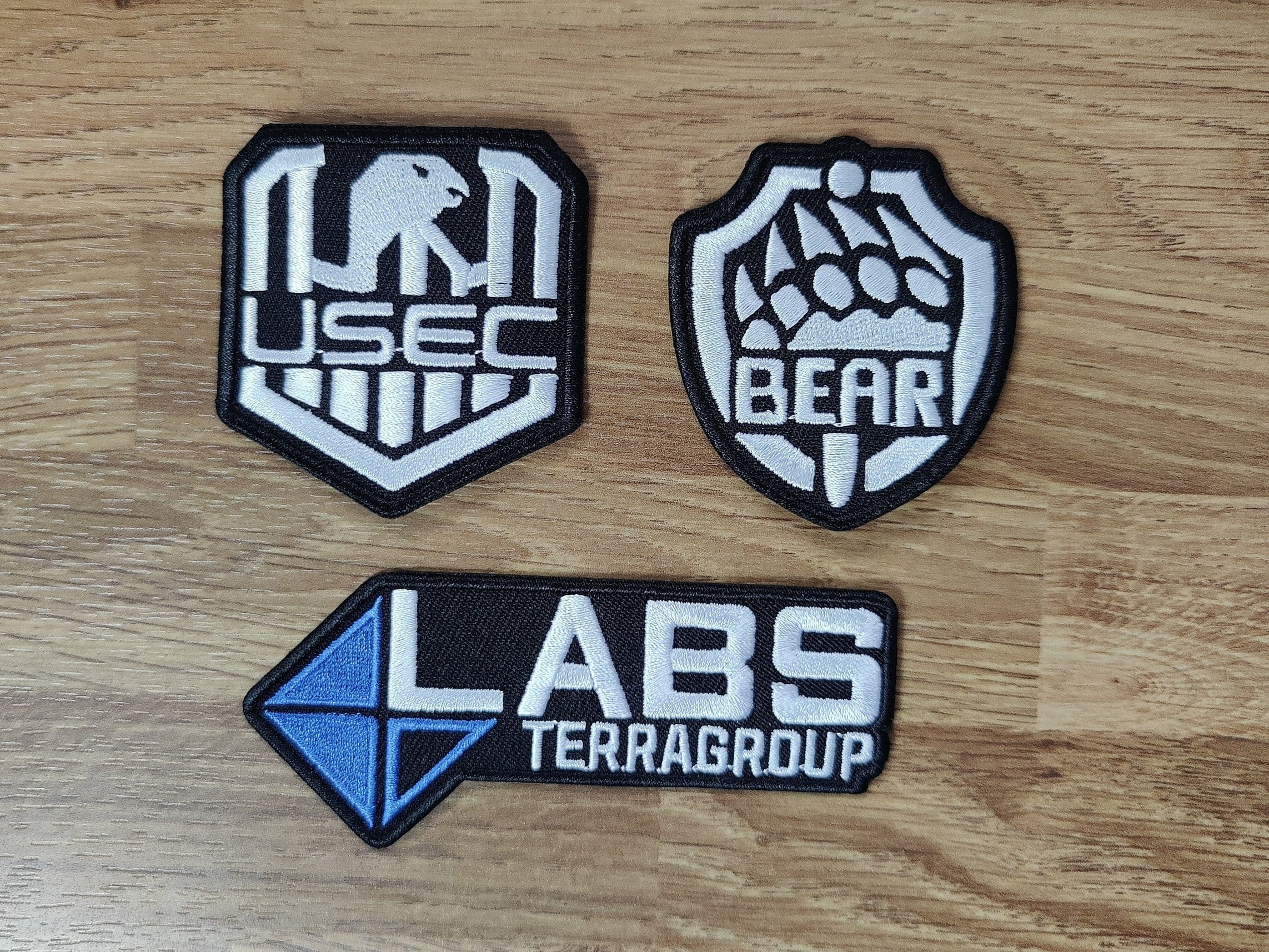 Ключ от склада usec. Bear usec патчи. жетоны usec. юсек патч. патч bear.