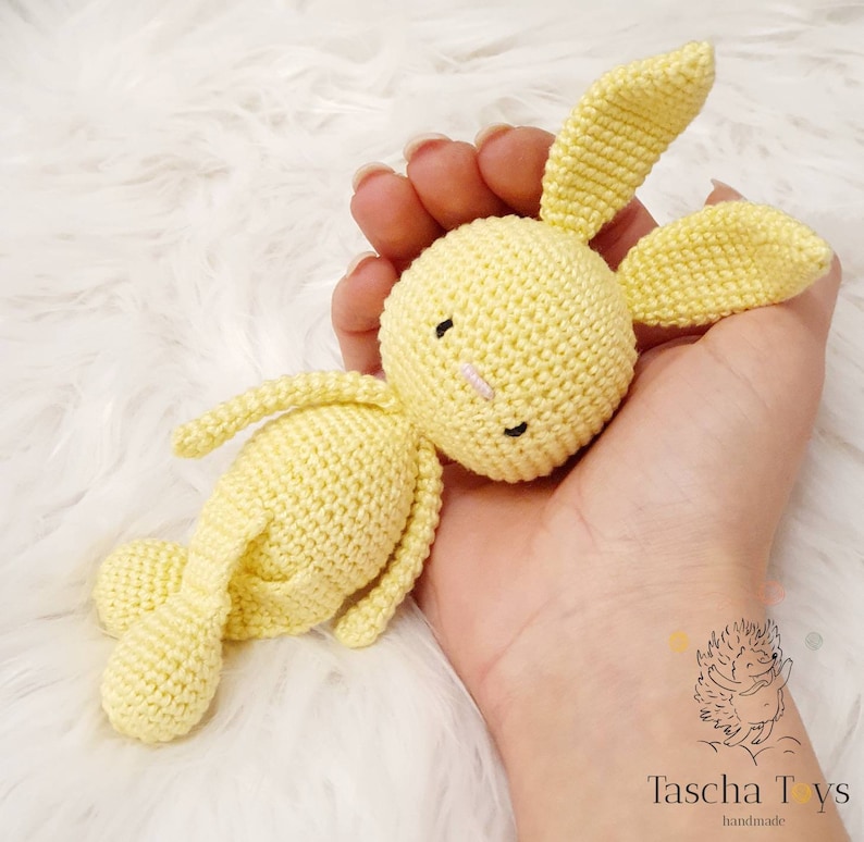 Cuddly toy rabbit, rabbit toy, soft toy rabbit crocheted in different colors, rabbit for babies and photoshoot, cuddly rabbit. Vanille