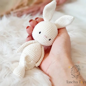 Cuddly toy rabbit, rabbit toy, soft toy rabbit crocheted in different colors, rabbit for babies and photoshoot, cuddly rabbit. Natur weiß