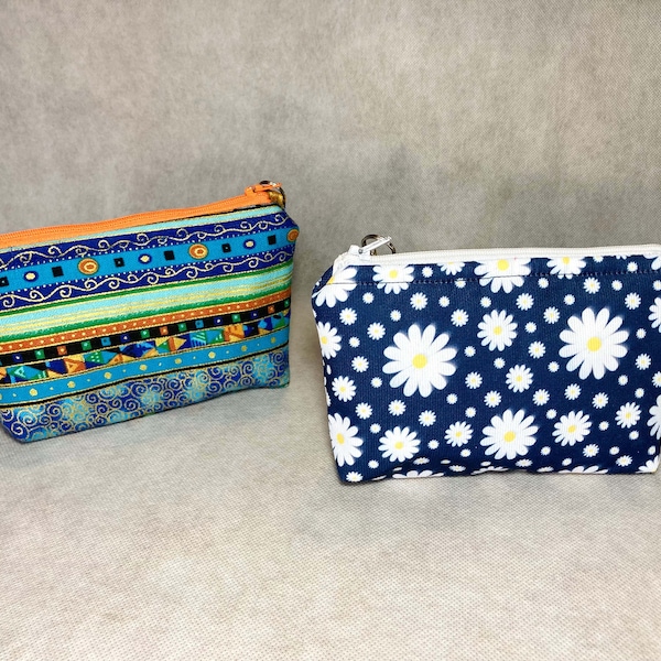 Small nécessaire, makeup bag, cosmetic bag, travel pouch, toiletry bag, zip pouch