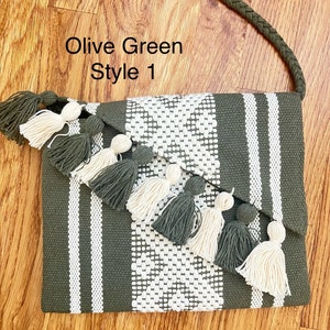 CLEARANCE. Woven Crossbody Bag. Handmade Bag. Mexico bag. Mexican Purse. Handmade bag. Woven bag.