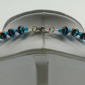 40166 Chic fashion chain in blue and copper-colored glass crystals. image 5
