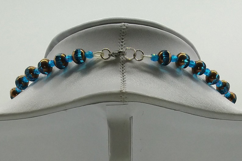 40166 Chic fashion chain in blue and copper-colored glass crystals. image 5