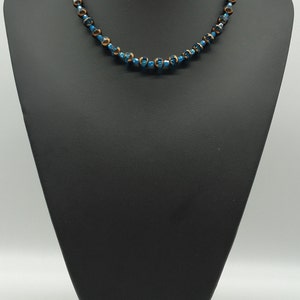 40166 Chic fashion chain in blue and copper-colored glass crystals. image 4