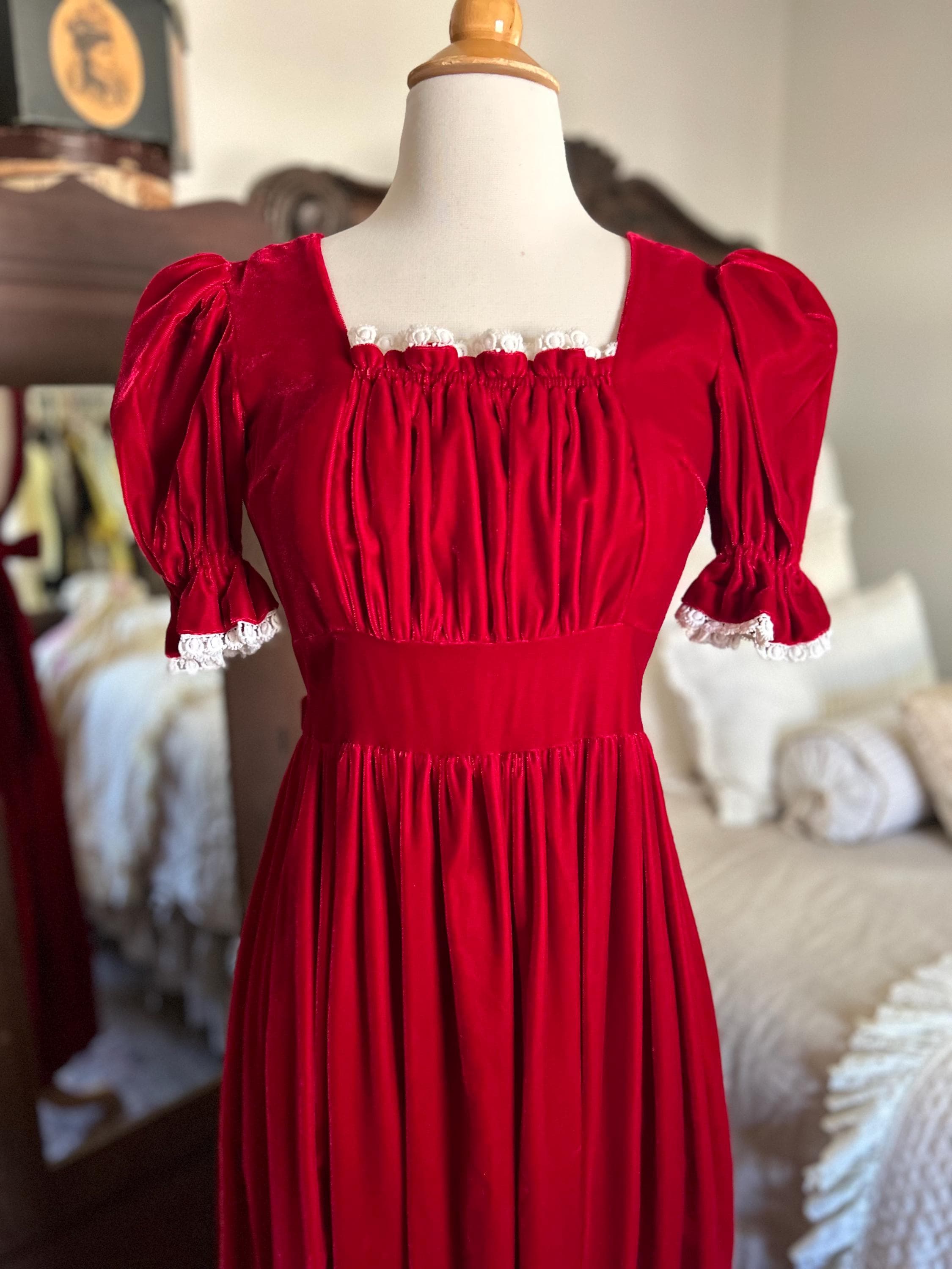 strapless open back dress V Neck Puff Sleeve Velvet Dress Clay / L