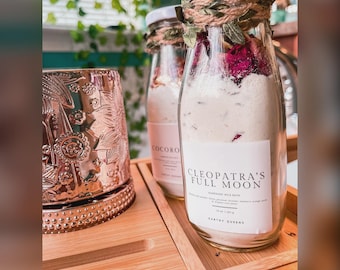 Cleopatra's Full Moon Milk Bath: Organic Aromatherapy Spa Soak
