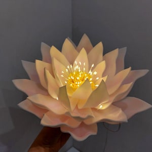 Lotus Small Table Lamp Fairy Flower Night Lamp Yoga Meditation Spiritual Decoration Cozy USB Lotus Night Lamp