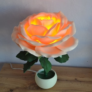 Rose Nightstand Flower Lamp LED Aesthetic Room Table Lamp Cottagecore Farmhouse Decor